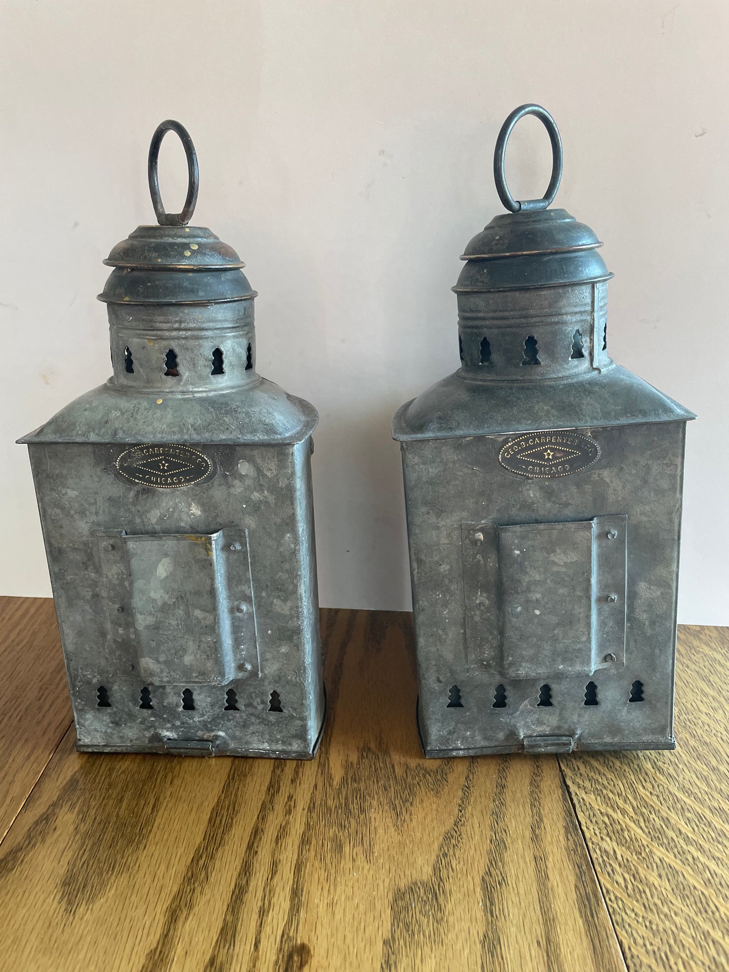 Pair of Port & Starboard ships lanterns